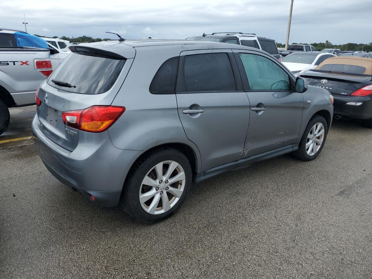 2014 Mitsubishi Outlander VIN 4A4AP3AUXEE027650 Copart auction photo, water/flood damage thumbnail 3