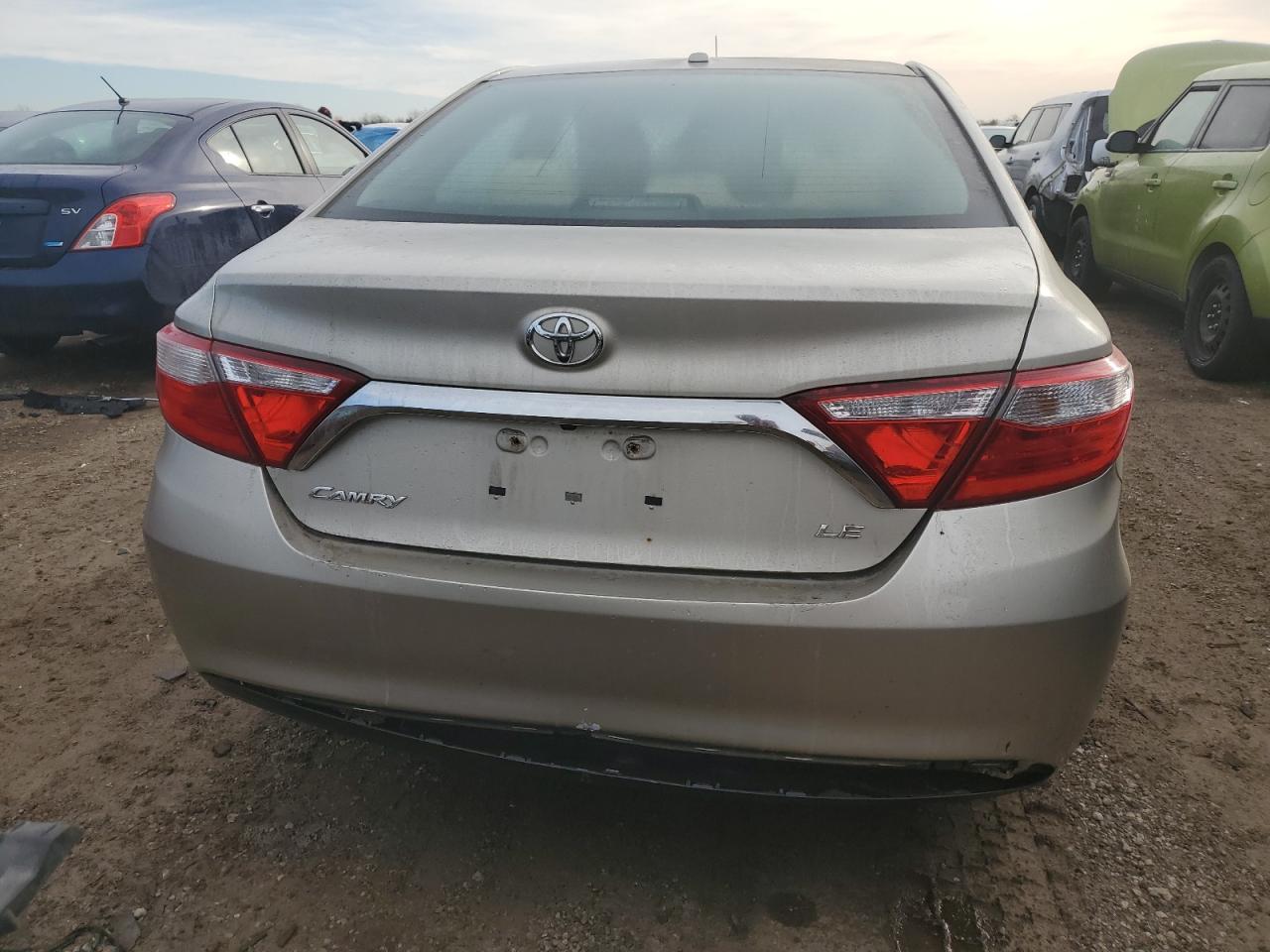 2015 Toyota Camry VIN 4T4BF1FK3FR447334 Copart auction photo, front end damage thumbnail 6