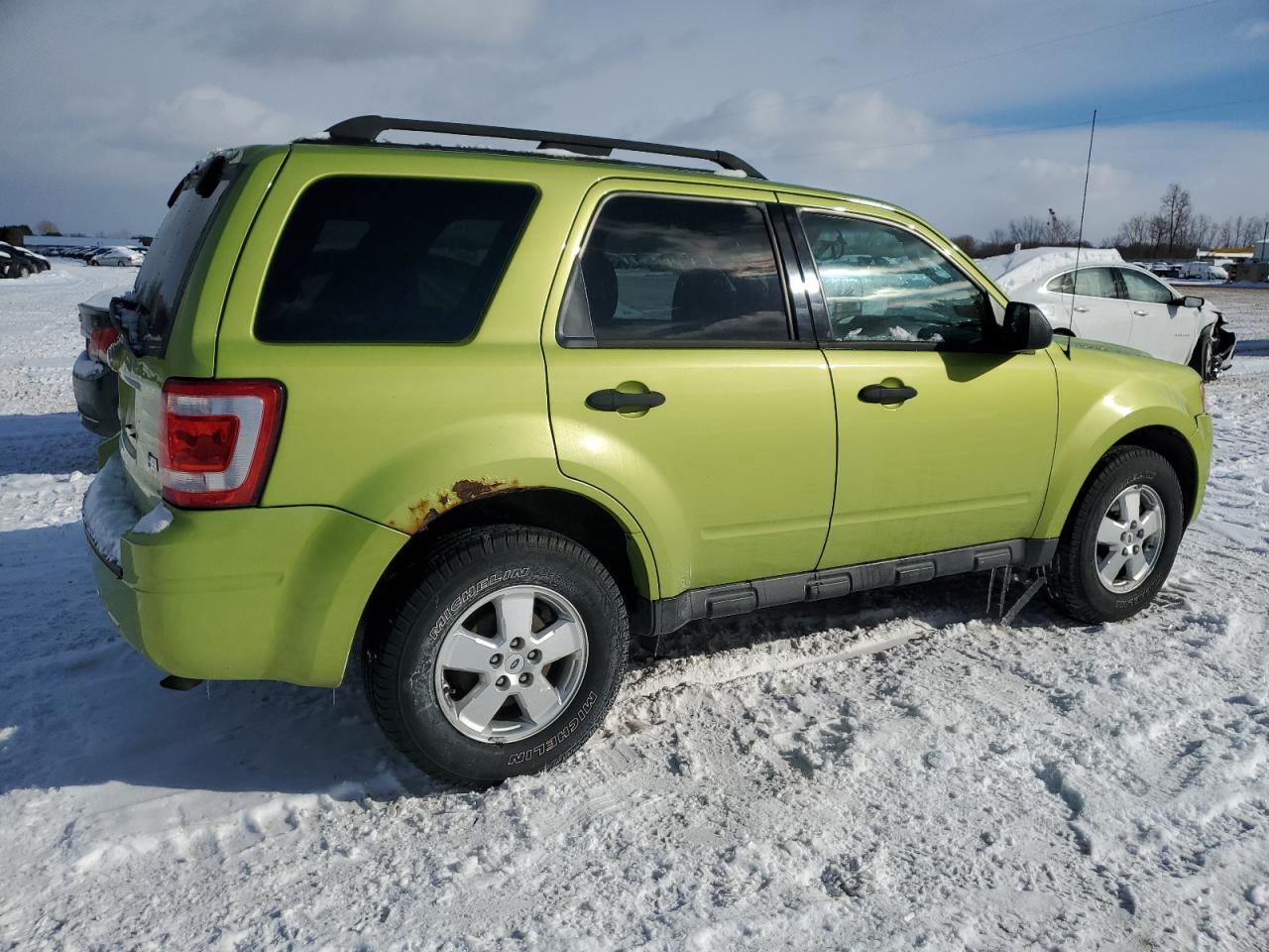 2012 Ford Escape VIN 1FMCU9DGXCKA83132 Copart auction photo, front end / minor dent/scratches damage thumbnail 3
