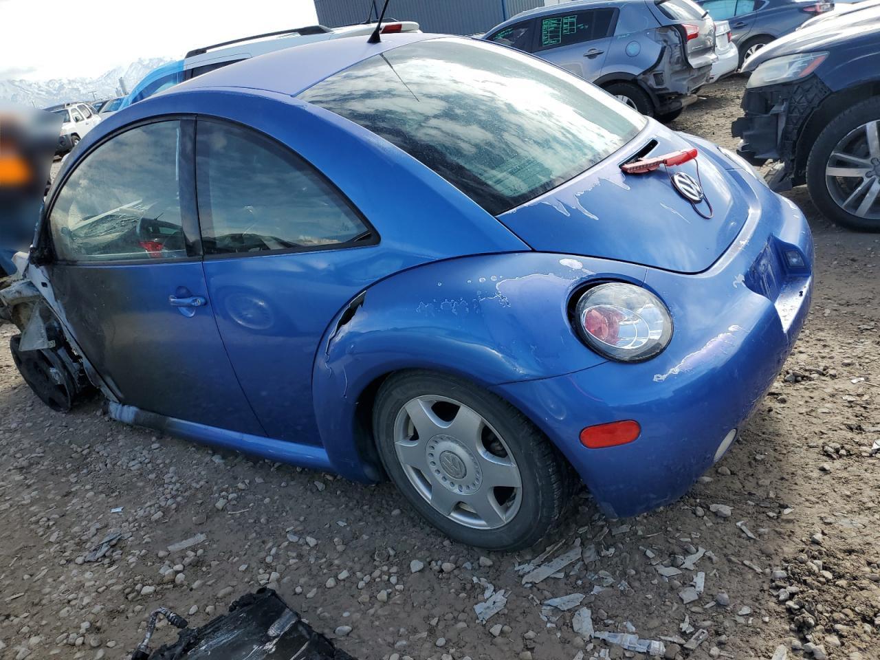 2001 Volkswagen Beetle VIN 3VWCT21C01M401455 Copart auction photo, burn - engine damage thumbnail 2