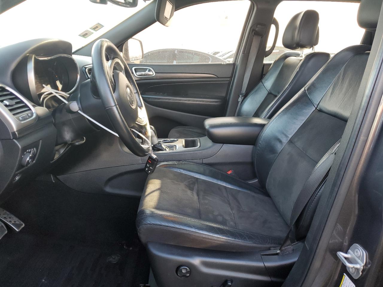 2020 Jeep Grand Cherokee VIN 1C4RJFAG4LC144205 Copart auction photo, vandalism / front end damage thumbnail 7