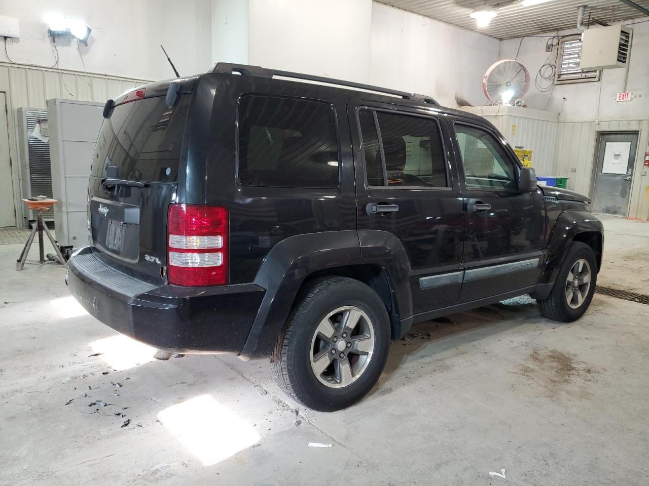 2008 Jeep Liberty (North America) VIN 1J8GN28K28W250522 Copart auction photo, rear end / undercarriage damage thumbnail 3