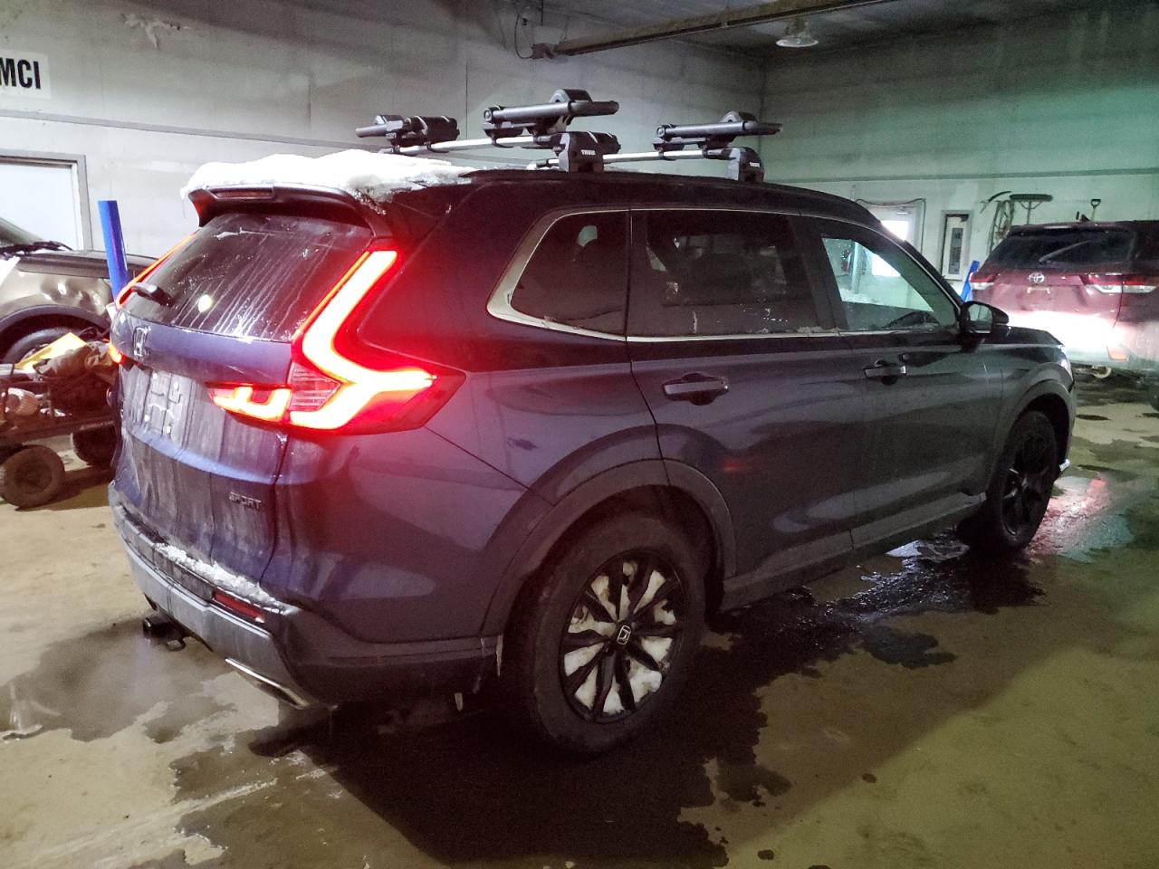 2024 Honda CR-V VIN 7FARS6H58RE033562 Copart auction photo, rear end / front end damage thumbnail 3