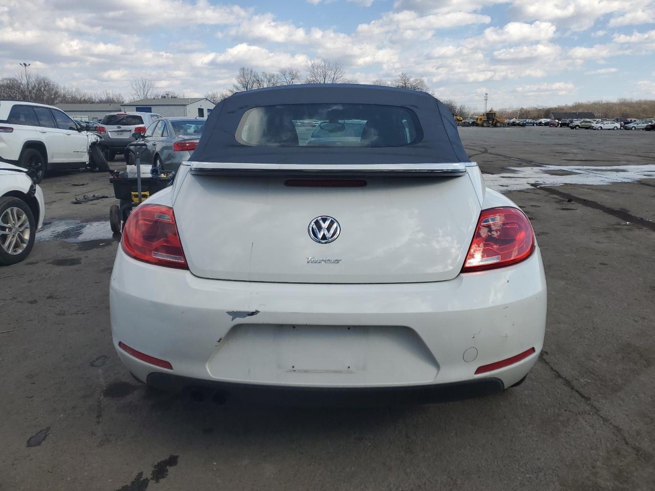 2016 Volkswagen Beetle VIN 3VW517AT9GM821669 Copart auction photo, rear end damage thumbnail 6