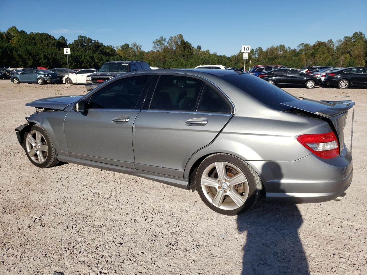 2010 Mercedes-Benz C-klasse VIN WDDGF8BBXAF441214 Copart auction photo, front end / rear end damage thumbnail 2