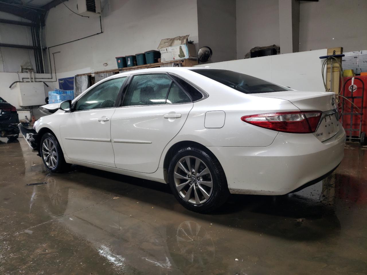 2017 Toyota Camry VIN 4T1BF1FK2HU811742 Copart auction photo, front end damage thumbnail 2