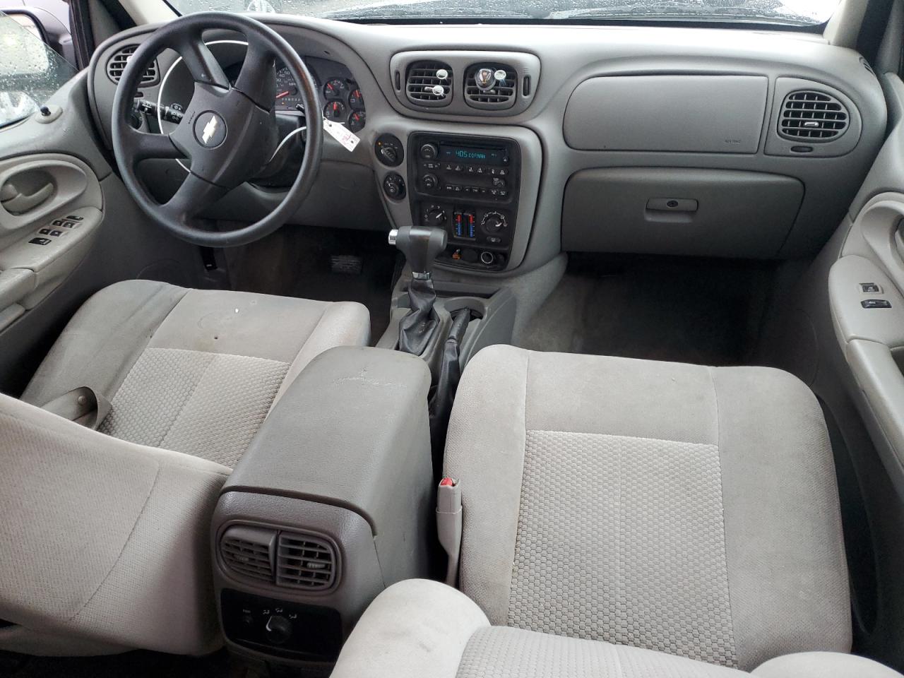 2008 Chevrolet TrailBlazer VIN 1GNDT13S482179520 Copart auction photo, front end / minor dent/scratches damage thumbnail 8