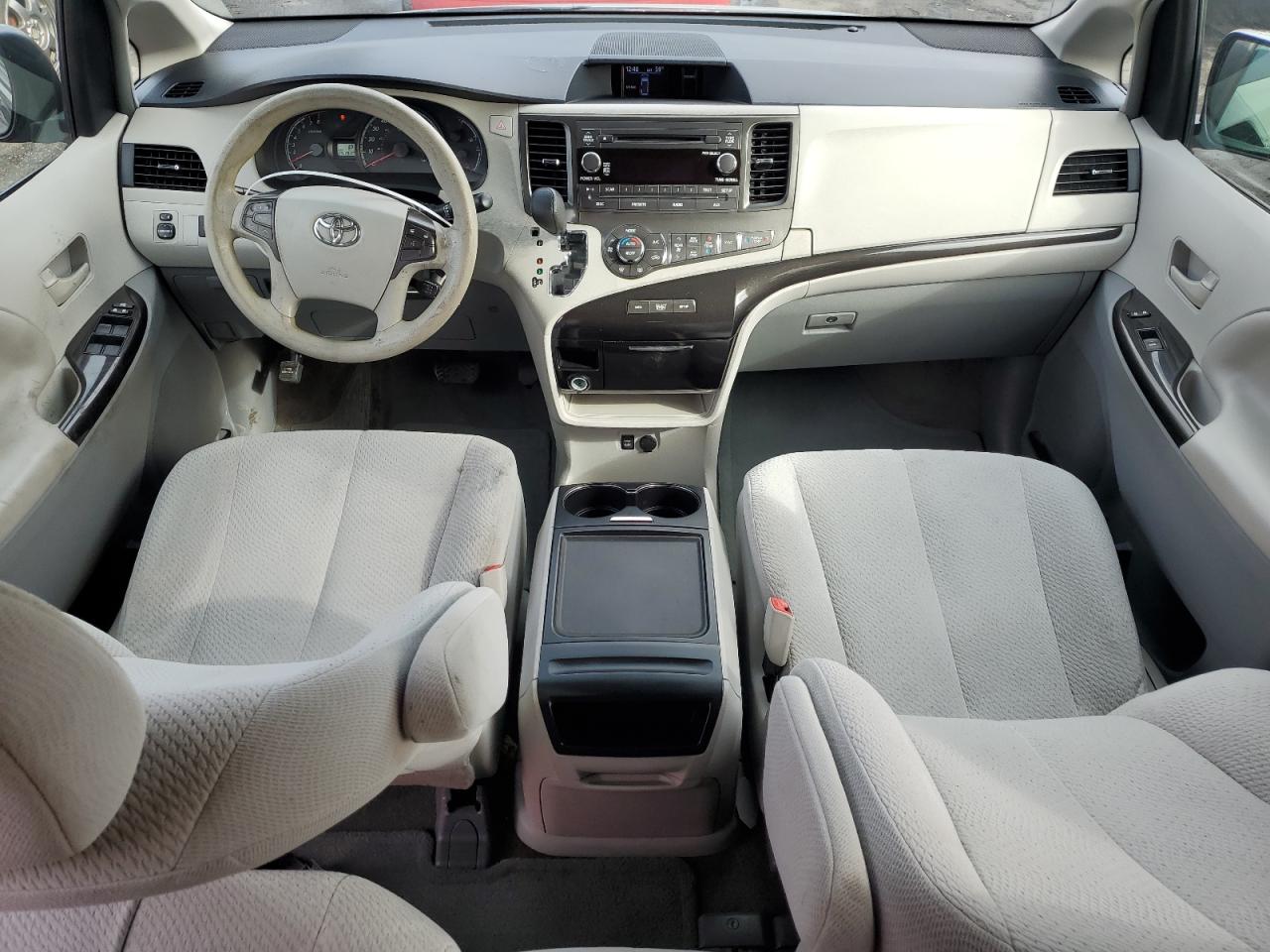 2014 Toyota Sienna VIN 5TDKK3DC7ES449463 Copart auction photo, front end damage thumbnail 8