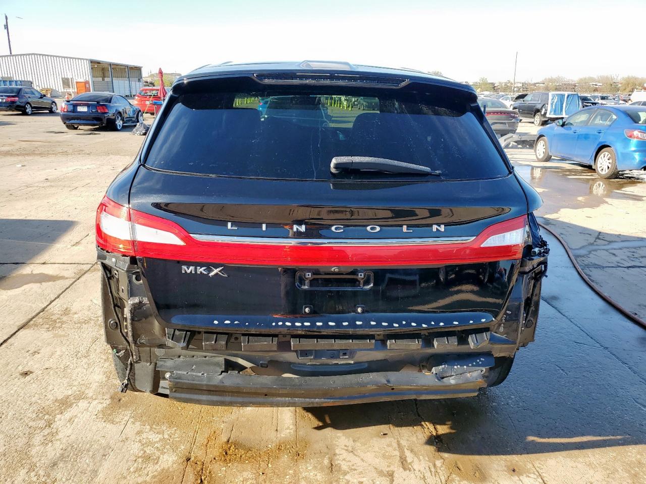 2018 Lincoln MKX VIN 2LMPJ6JR5JBL18577 Copart auction photo, rear end damage thumbnail 6