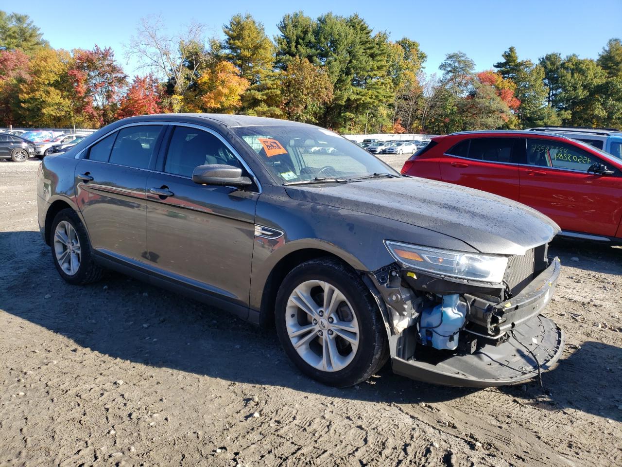 2019 Ford Taurus VIN 1FAHP2H87KG110211 Copart auction photo, front end / minor dent/scratches damage thumbnail 4
