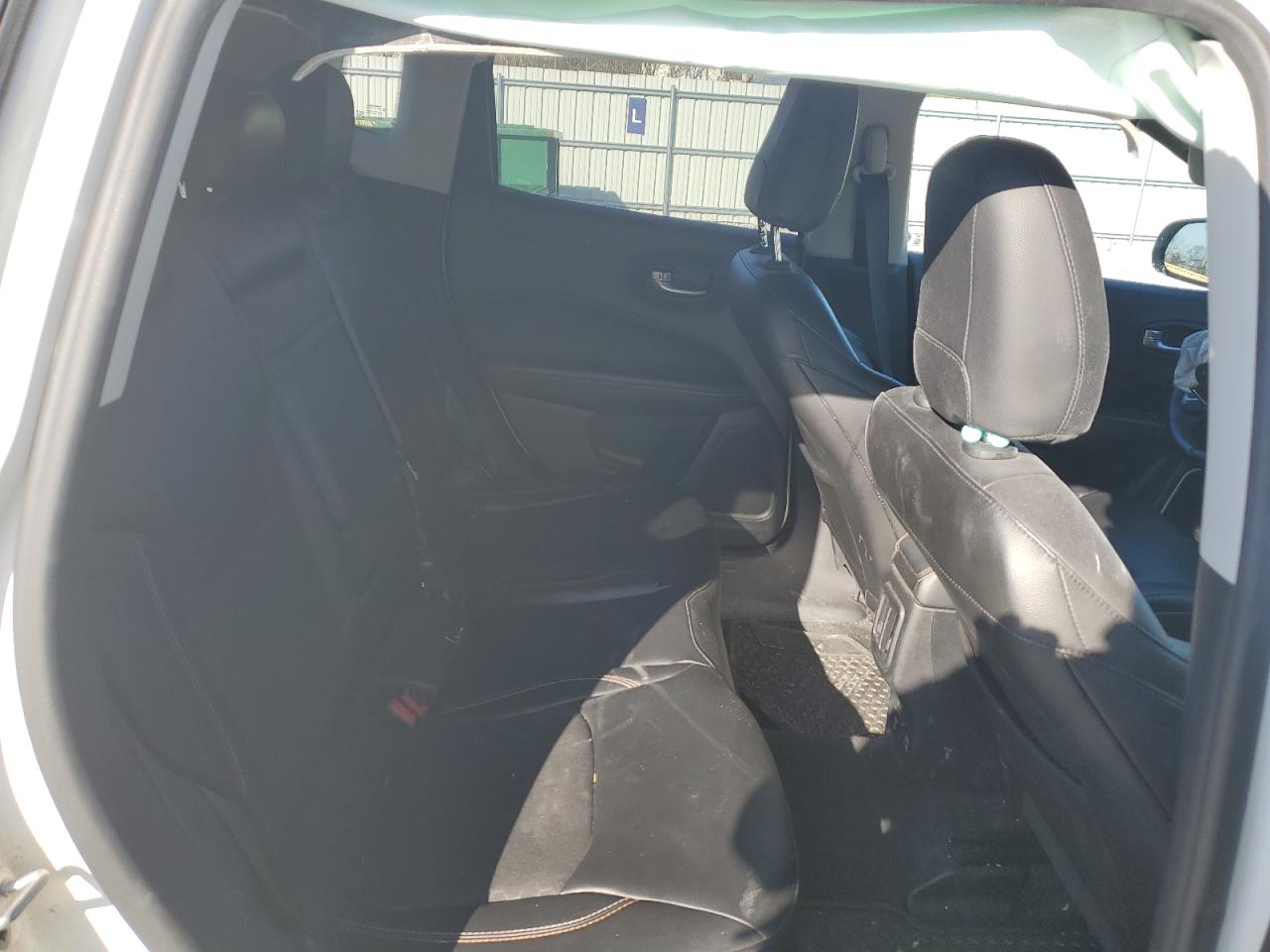 2018 Jeep Compass VIN 3C4NJDBB9JT176669 Copart auction photo, front end / undercarriage damage thumbnail 11