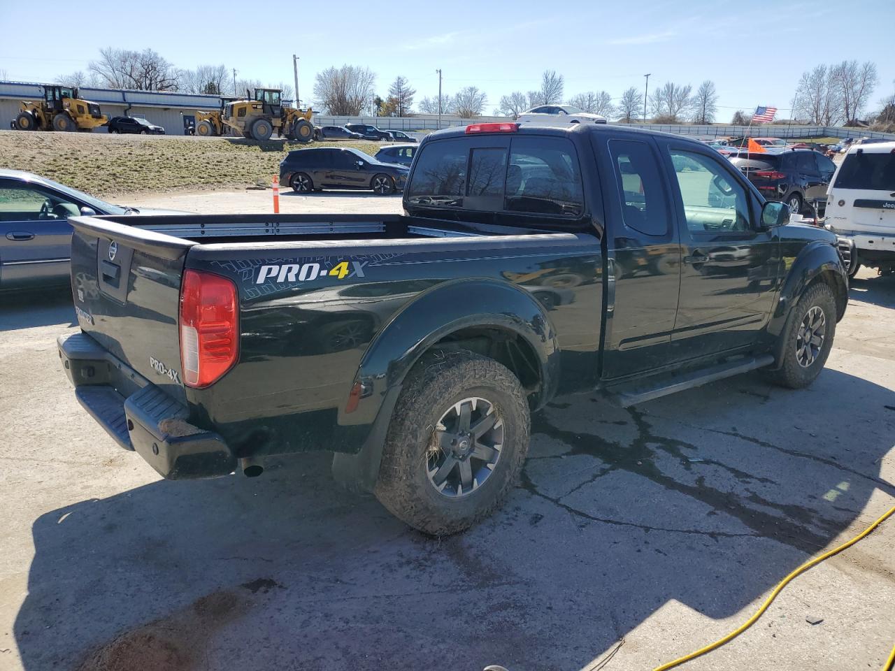 2014 Nissan Navara (Frontier) VIN 1N6AD0CW2EN768059 Copart auction photo, front end damage thumbnail 3