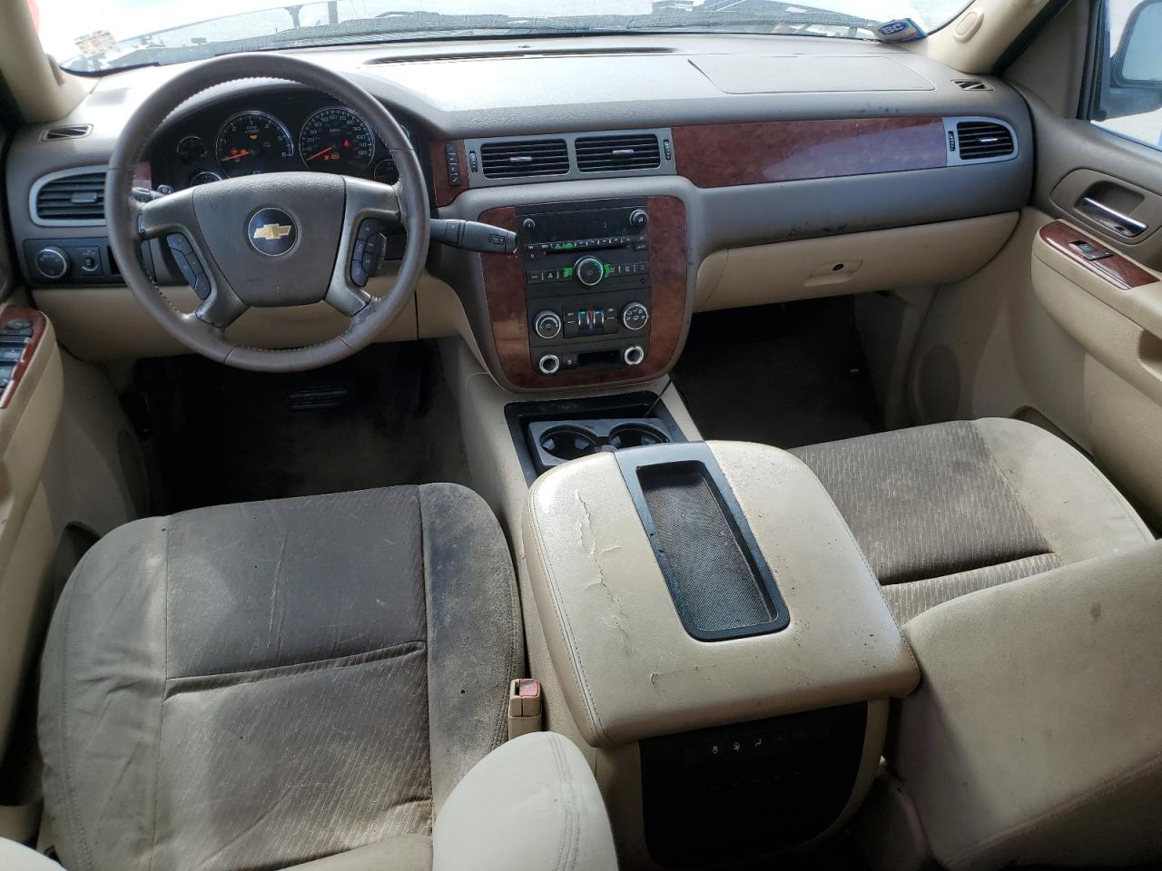 2011 Chevrolet Tahoe VIN 1GNSCAE04BR336934 Copart auction photo, all over damage thumbnail 8