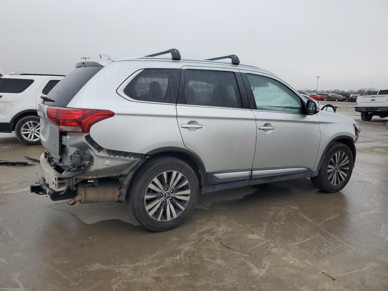 2020 Mitsubishi Outlander VIN JA4AZ3A34LZ037602 Copart auction photo, all over damage thumbnail 3