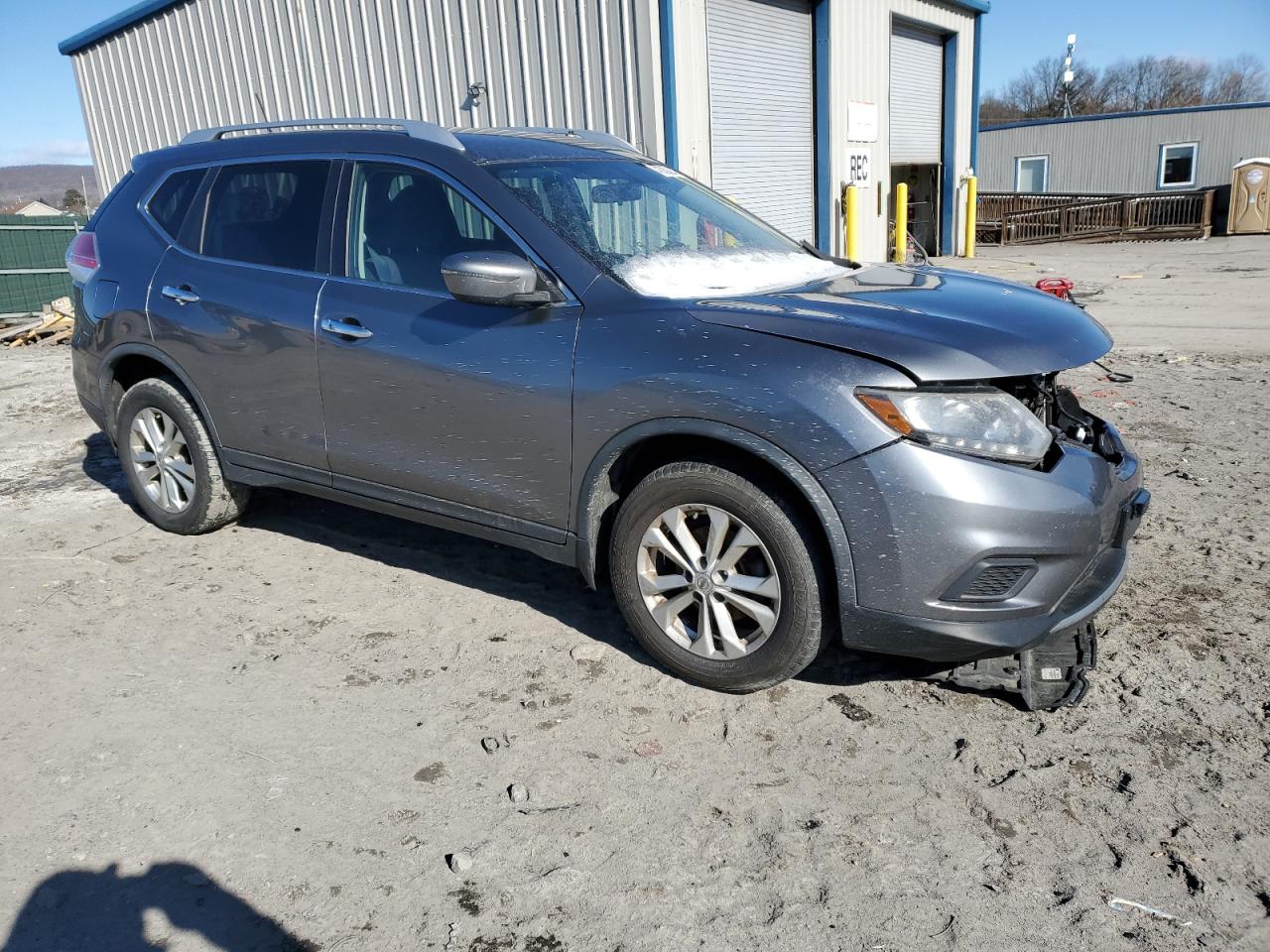 2016 Nissan Rogue VIN KNMAT2MV2GP646395 Copart auction photo, front end damage thumbnail 4