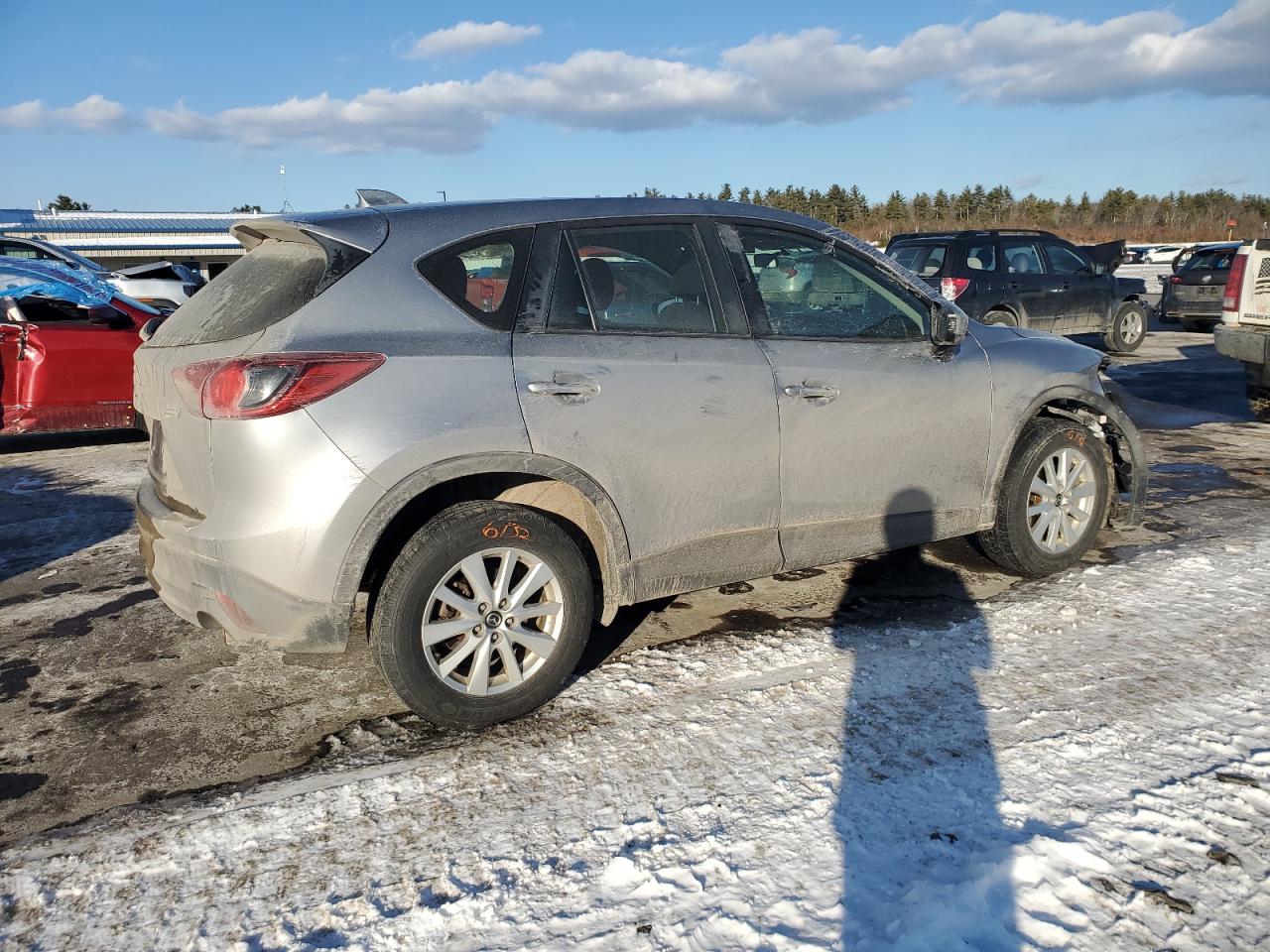 2014 Mazda CX-5 VIN JM3KE2BE6E0321974 Copart auction photo, front end damage thumbnail 3