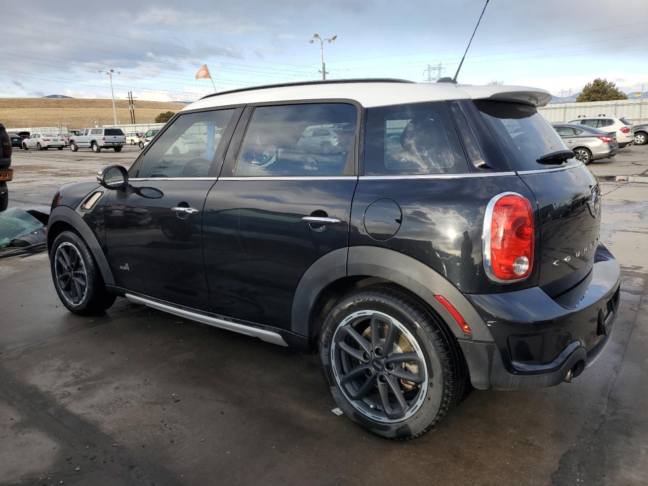 2016 MINI Cooper VIN WMWZC5C55GWU20537 Copart auction photo, hail damage thumbnail 2