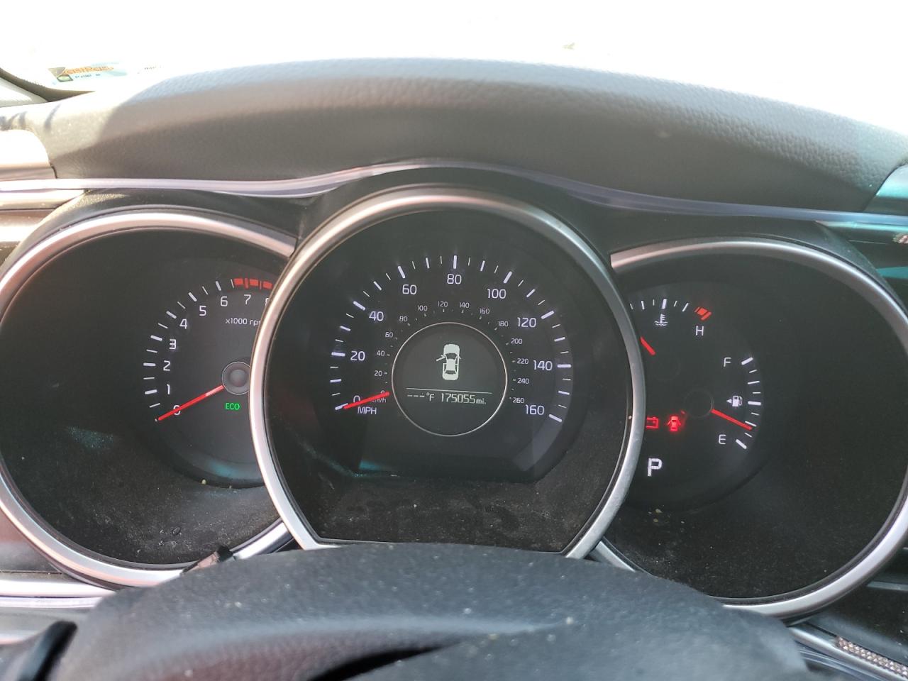 2015 KIA Optima VIN 5XXGM4A77FG490482 Copart auction photo, vandalism / minor dent/scratches damage thumbnail 9