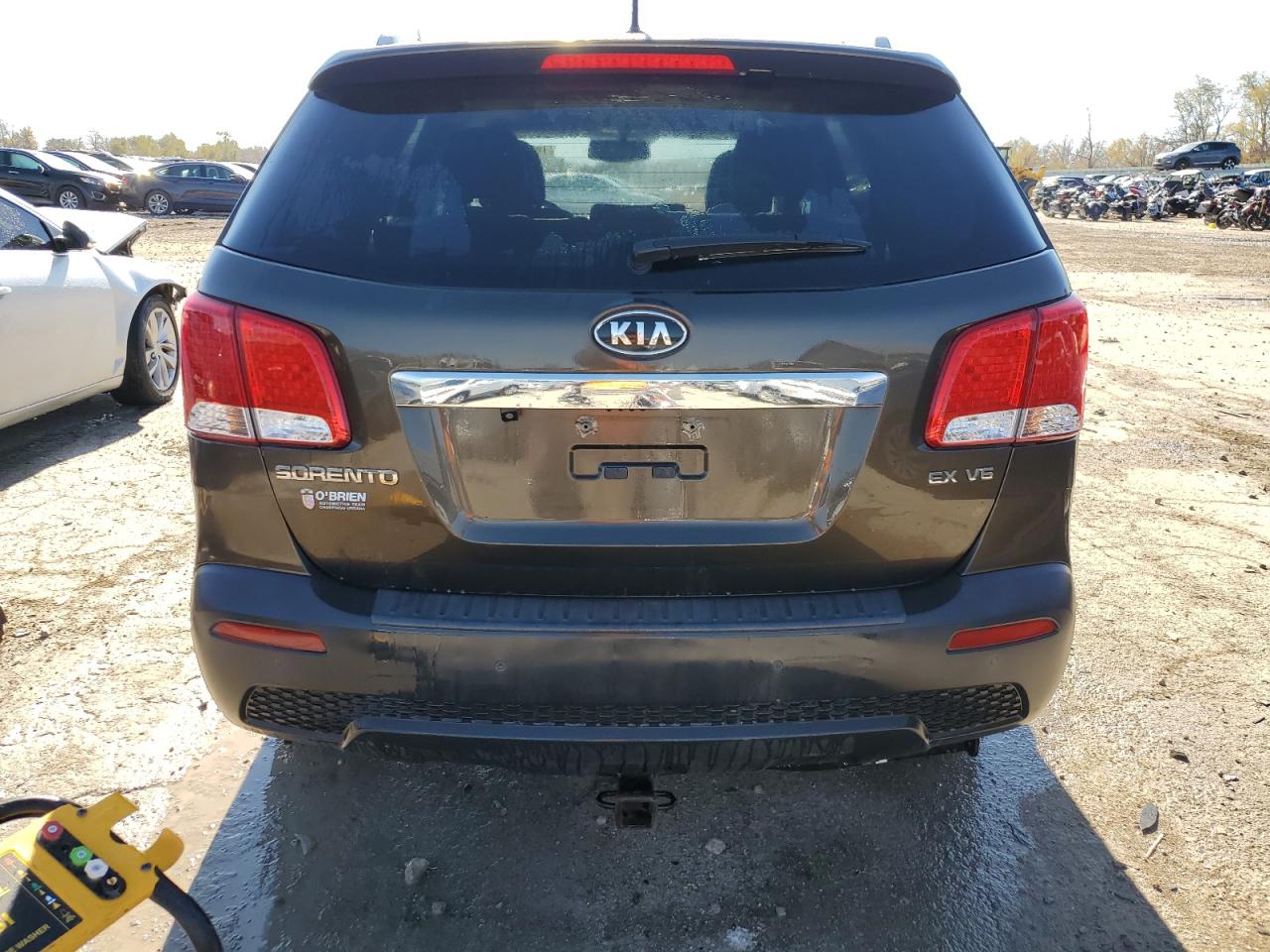 2011 KIA Sorento VIN 5XYKU4A25BG151093 Copart auction photo, front end damage thumbnail 6