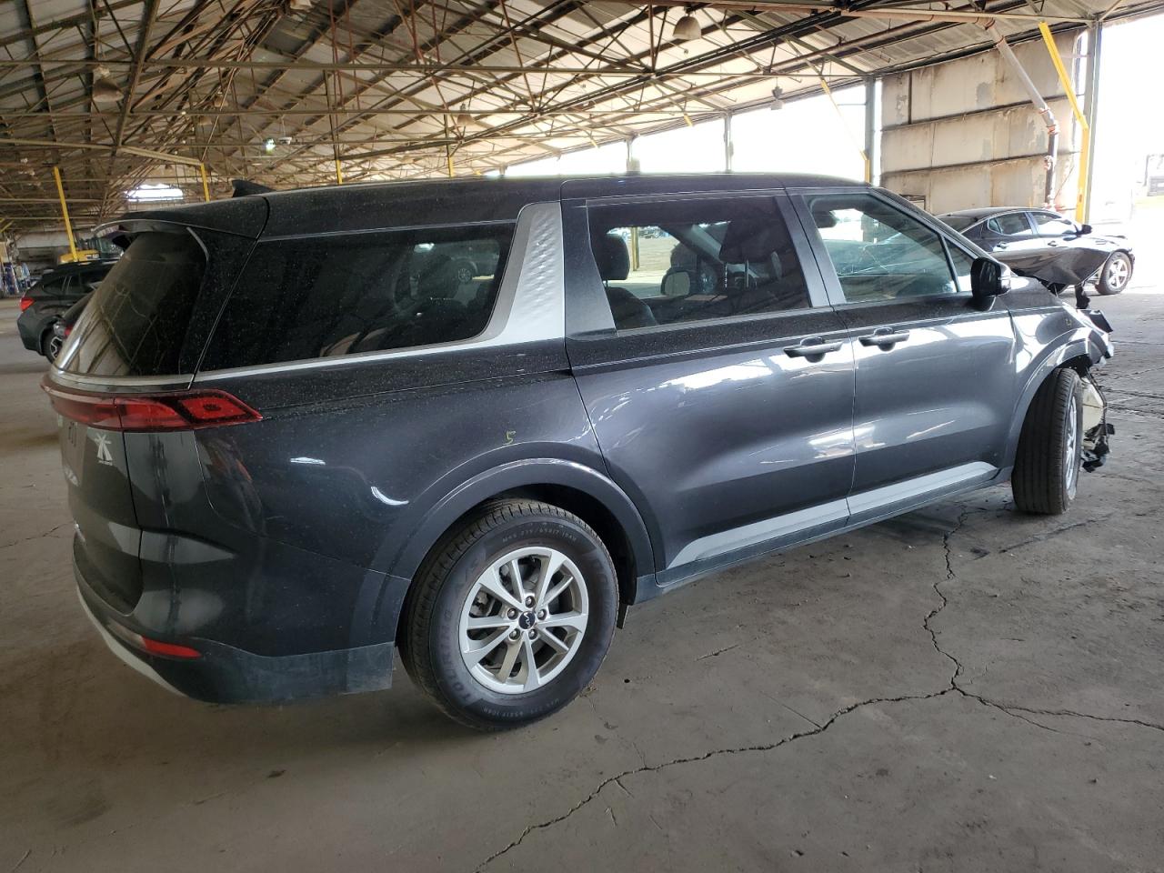 2022 KIA Carnival VIN KNDNB4H38N6171203 Copart auction photo, front end damage thumbnail 3