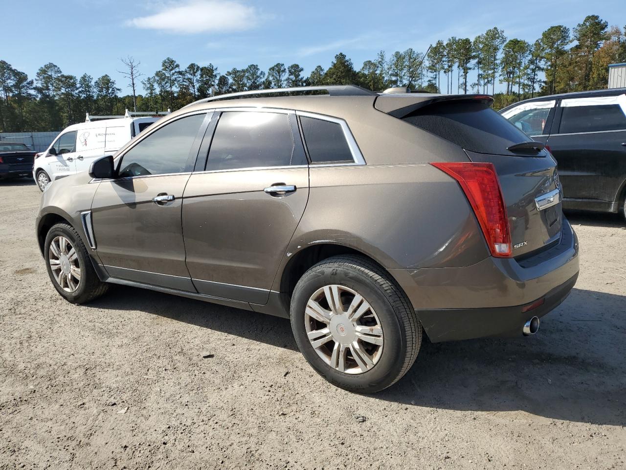 2015 Cadillac SRX VIN 3GYFNAE34FS557770 Copart auction photo, undercarriage damage thumbnail 2