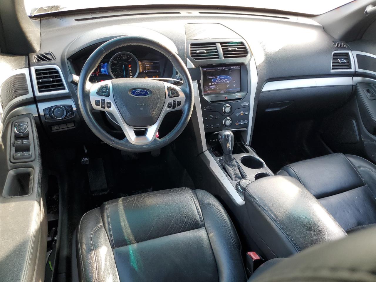 2013 Ford Explorer VIN 1FM5K8D80DGB56692 Copart auction photo, side / rear end damage thumbnail 8