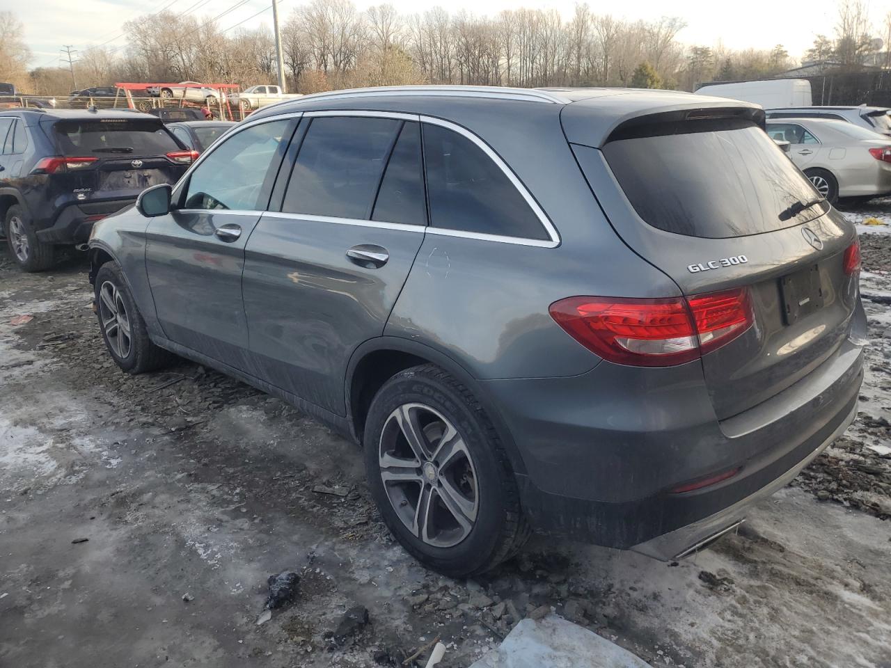 2017 Mercedes-Benz GLC VIN WDC0G4KB9HF117094 Copart auction photo, front end damage thumbnail 2