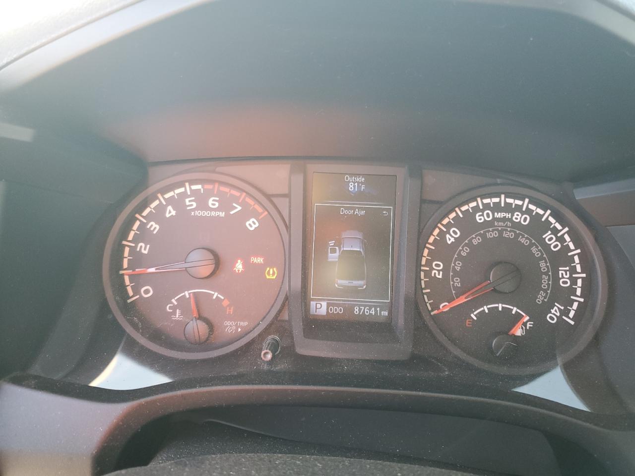 2018 Toyota Tacoma VIN 5TFRX5GN6JX105068 Copart auction photo, all over damage thumbnail 9