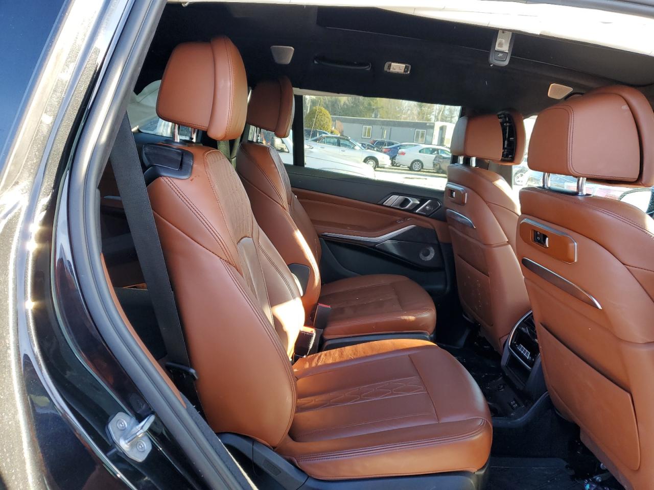 2023 BMW X7 VIN 5UX23EM03P9P28696 Copart auction photo, side / front end damage thumbnail 11