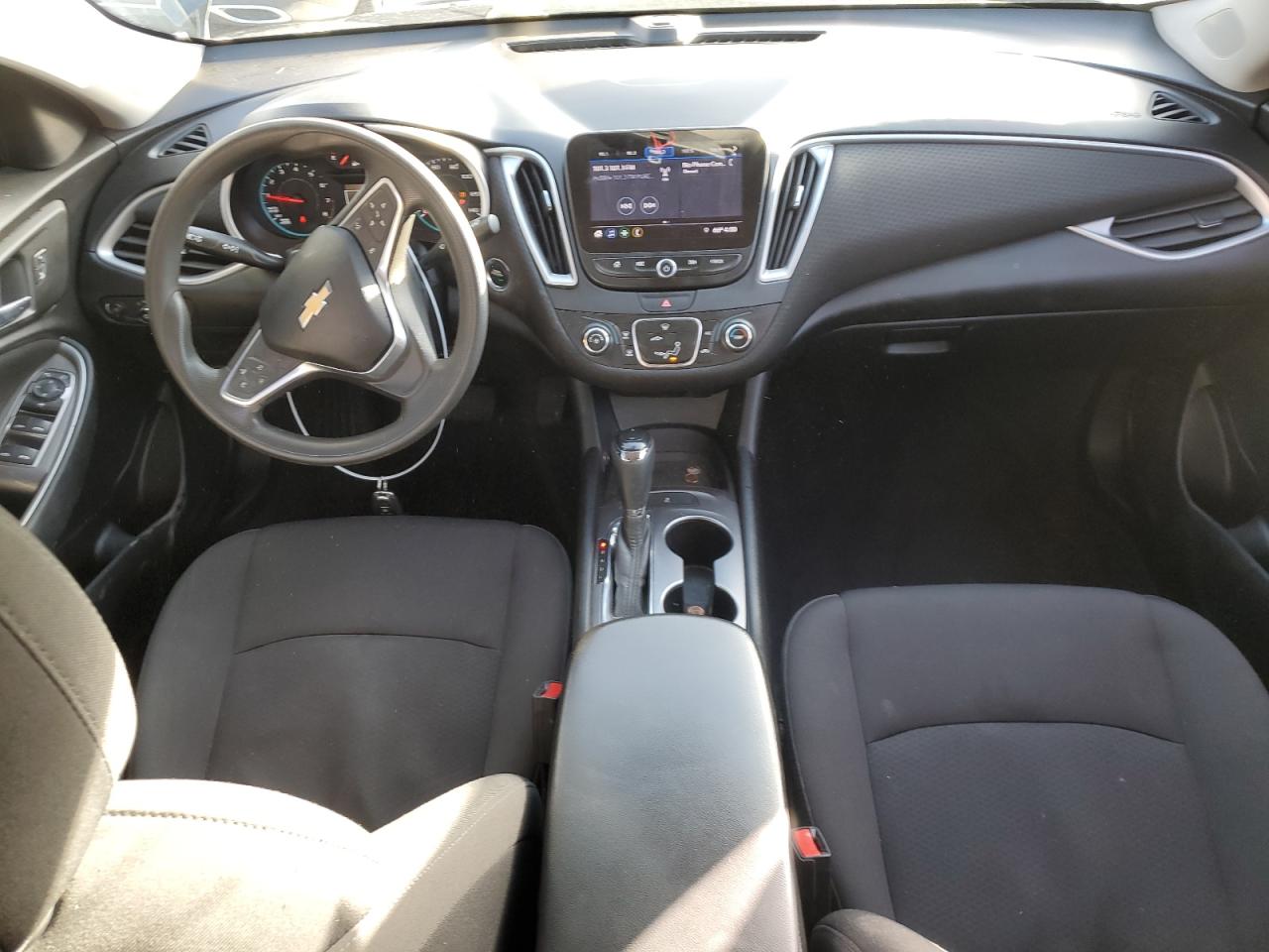 2019 Chevrolet Malibu VIN 1G1ZB5ST9KF201572 Copart auction photo, side damage thumbnail 8