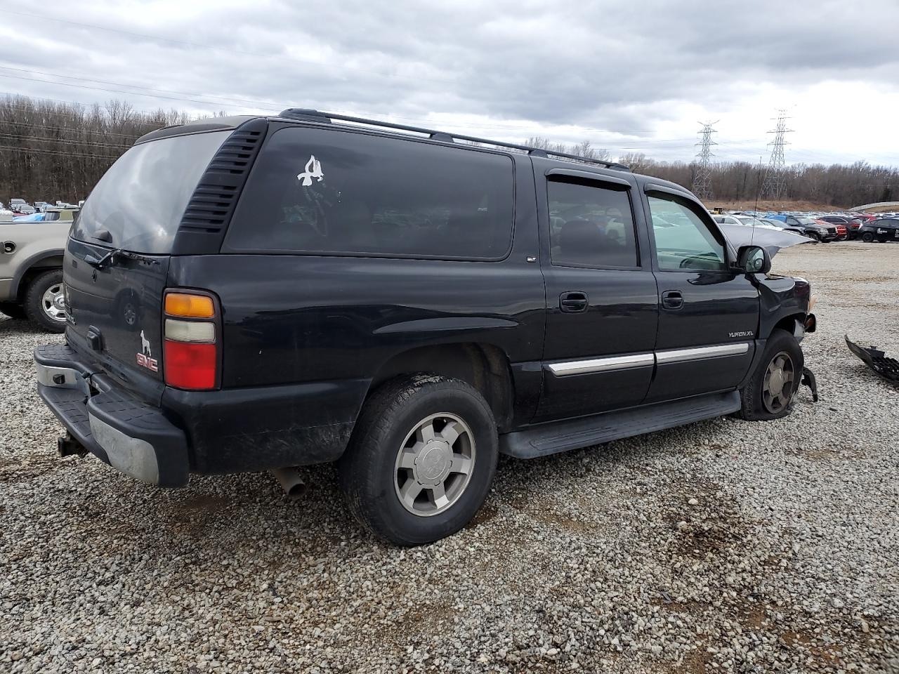 2006 GMC Yukon VIN 3GKEC16Z26G206521 Copart auction photo, front end damage thumbnail 3