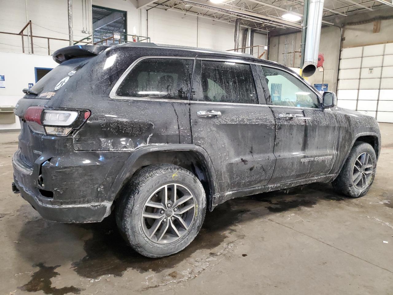 2020 Jeep Grand Cherokee VIN 1C4RJFBGXLC310497 Copart auction photo, front end / rear end damage thumbnail 3