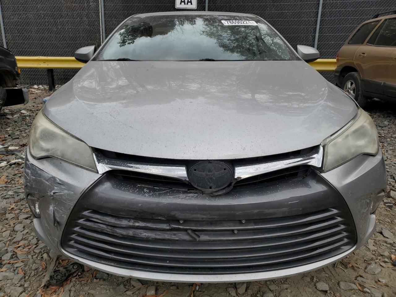 2015 Toyota Camry VIN 4T4BF1FK2FR468515 Copart auction photo, side damage thumbnail 5