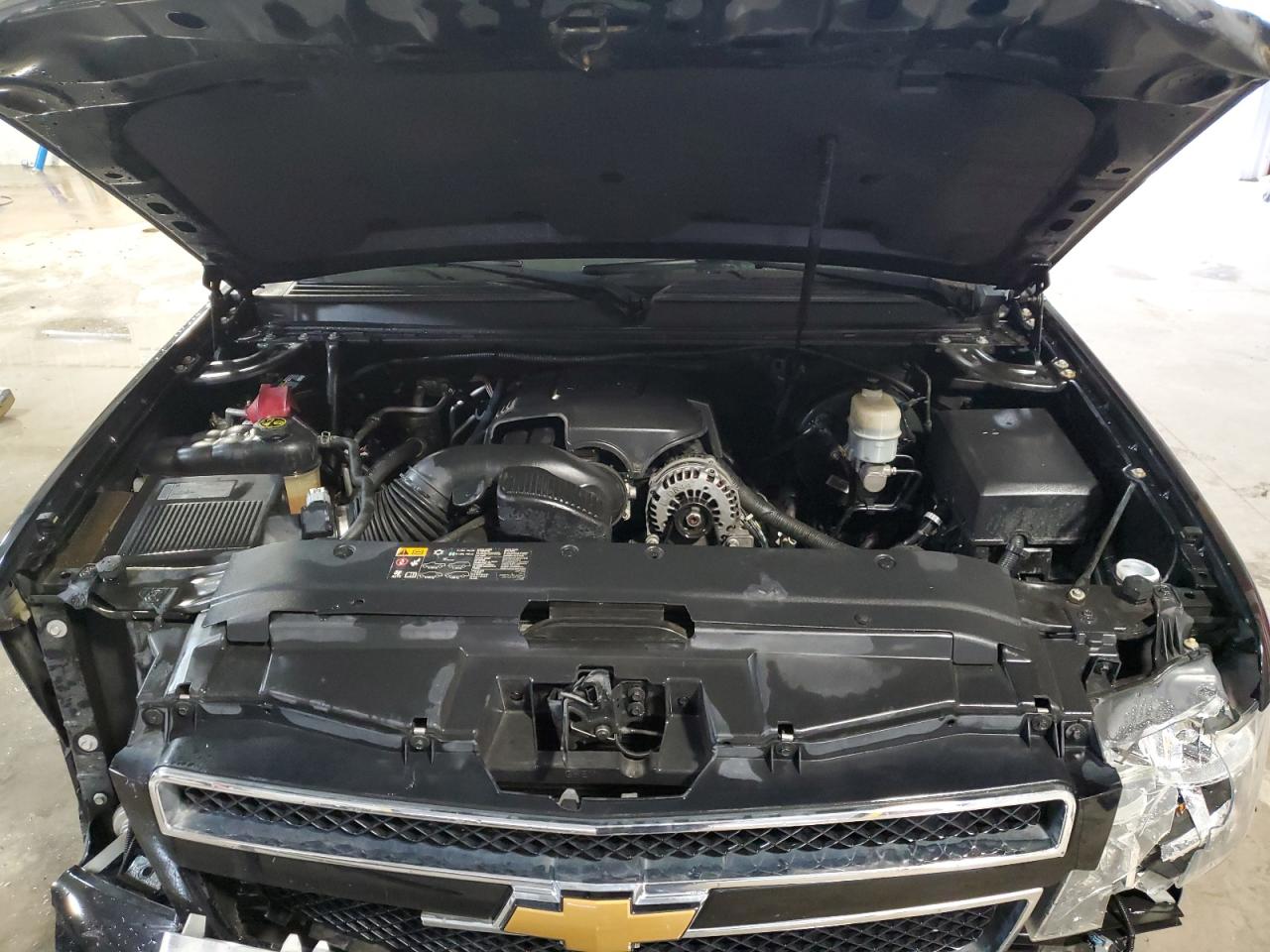 2012 Chevrolet Tahoe VIN 1GNSCBE03CR300496 Copart auction photo, front end / hail damage thumbnail 12