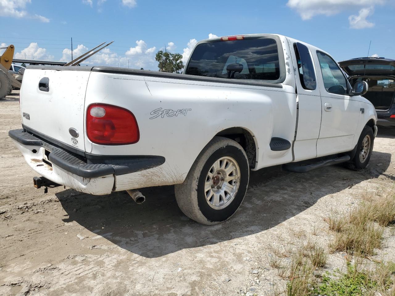 2001 Ford F-150 VIN 1FTRX07L81KF40897 Copart auction photo, water/flood damage thumbnail 3