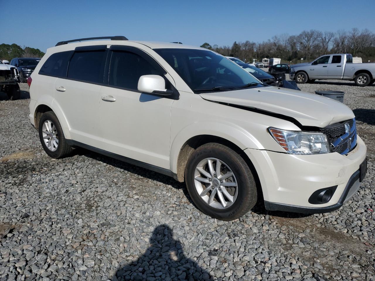 2013 Dodge Journey VIN 3C4PDCBG3DT619554 Copart auction photo, front end / side damage thumbnail 4
