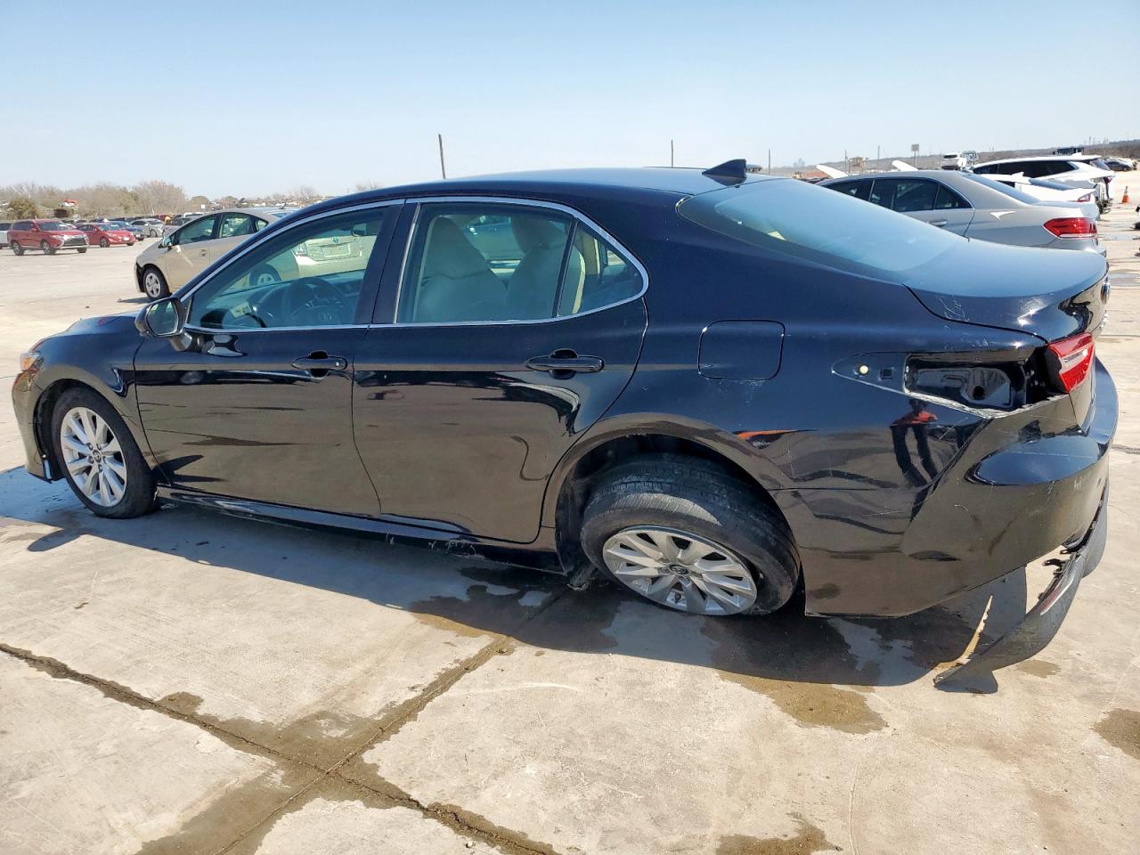 2019 Toyota Camry VIN 4T1B11HK2KU730758 Copart auction photo, front end / rear end damage thumbnail 2