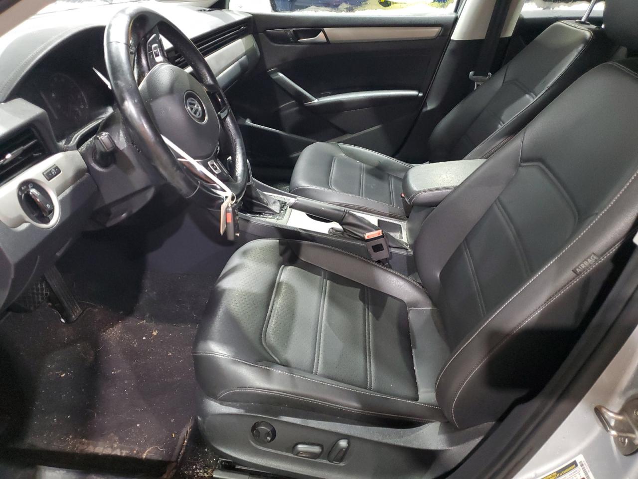2020 Volkswagen Passat VIN 1VWSA7A31LC009670 Copart auction photo, rear end / minor dent/scratches damage thumbnail 7