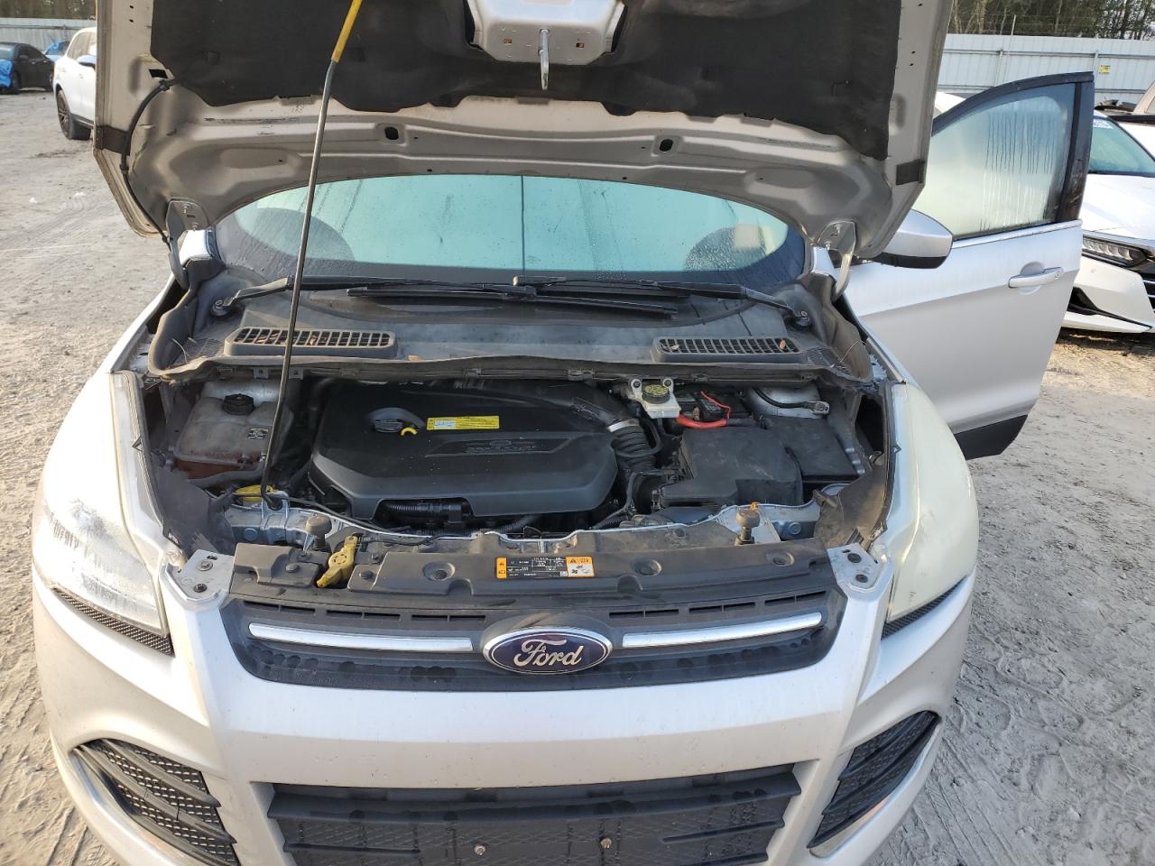 2013 Ford Escape VIN 1FMCU0GX9DUC23233 Copart auction photo, minor dent/scratches damage thumbnail 12