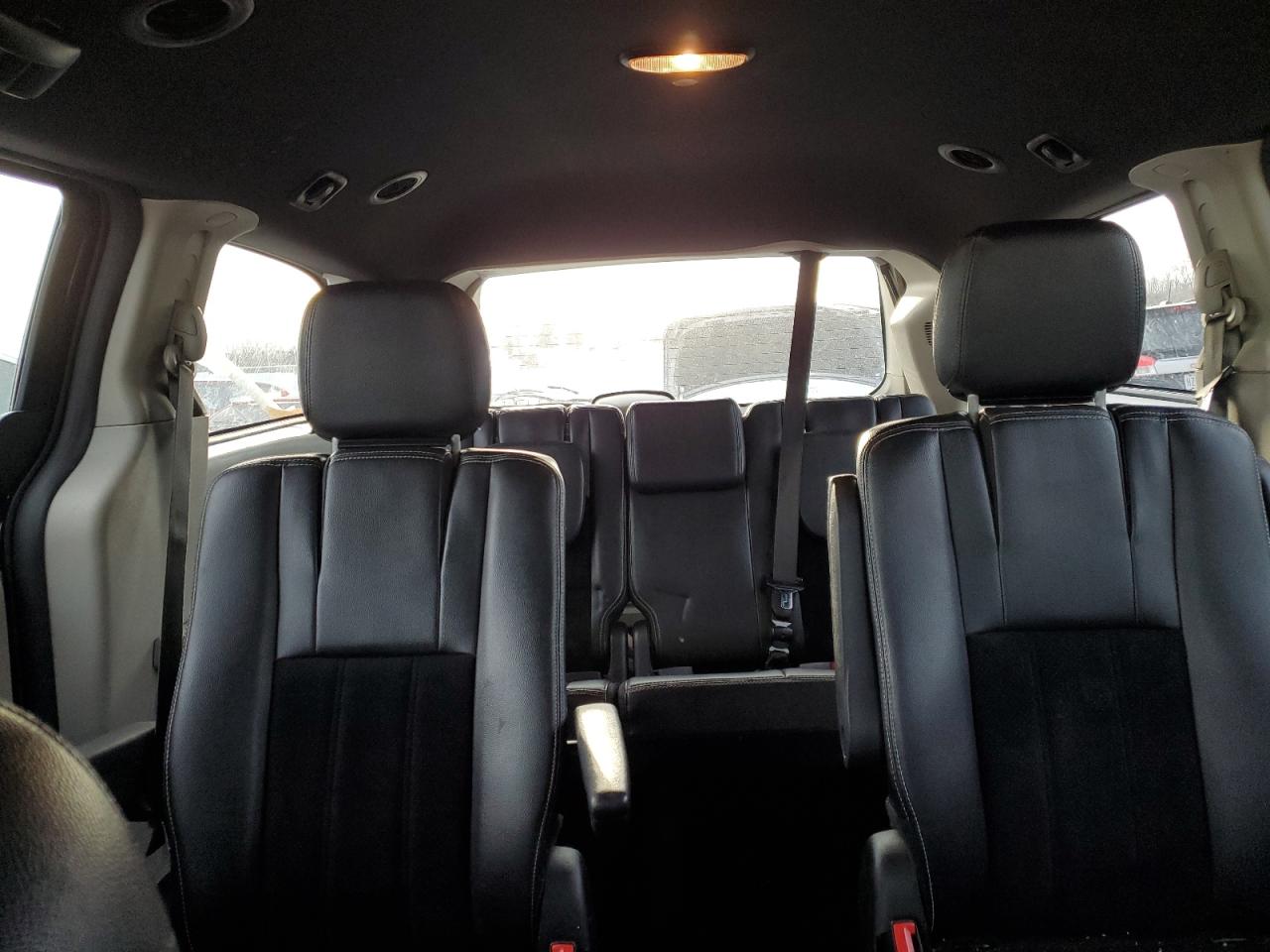 2018 Dodge Caravan VIN 2C4RDGCGXJR298531 Copart auction photo, front end damage thumbnail 10