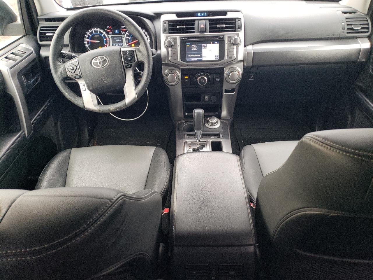 2019 Toyota 4Runner VIN JTEBU5JR6K5731587 Copart auction photo, front end / minor dent/scratches damage thumbnail 8