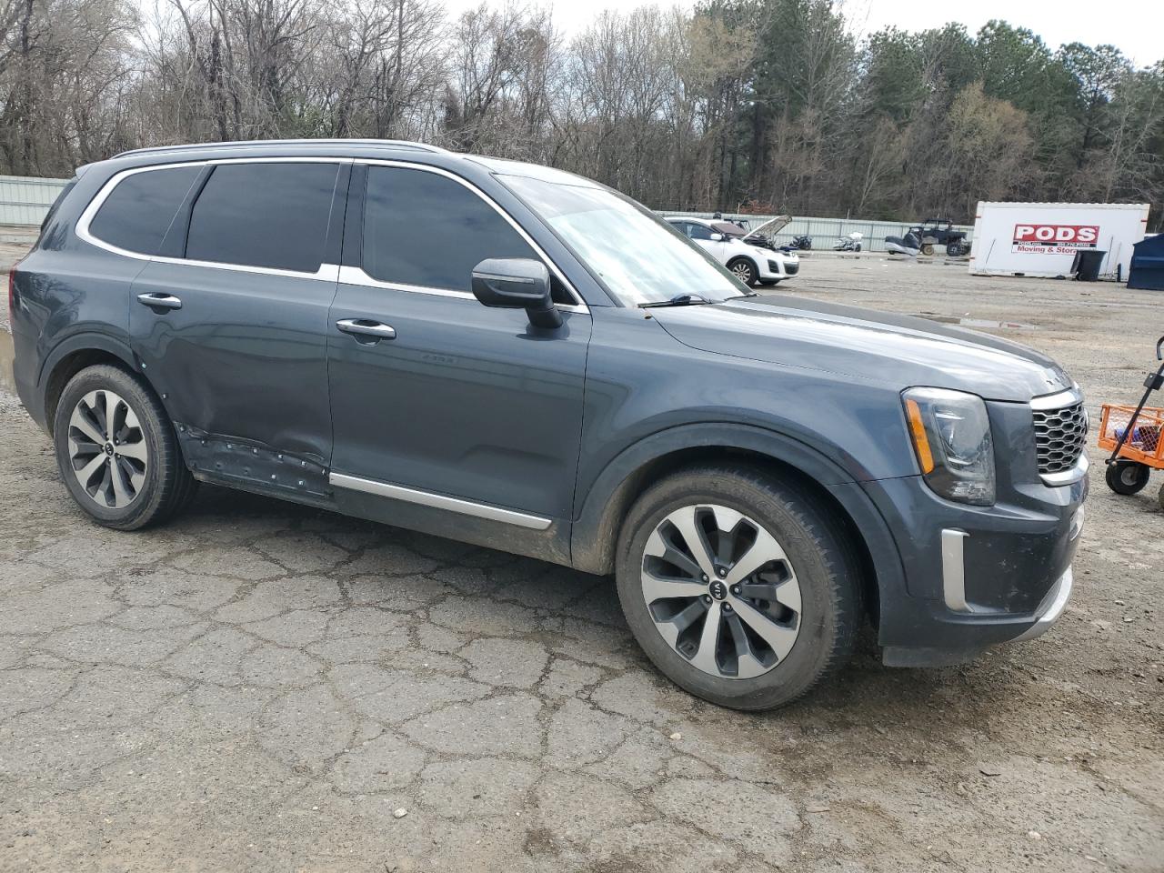2020 KIA Telluride VIN 5XYP64HC0LG011470 Copart auction photo, minor dent/scratches damage thumbnail 4