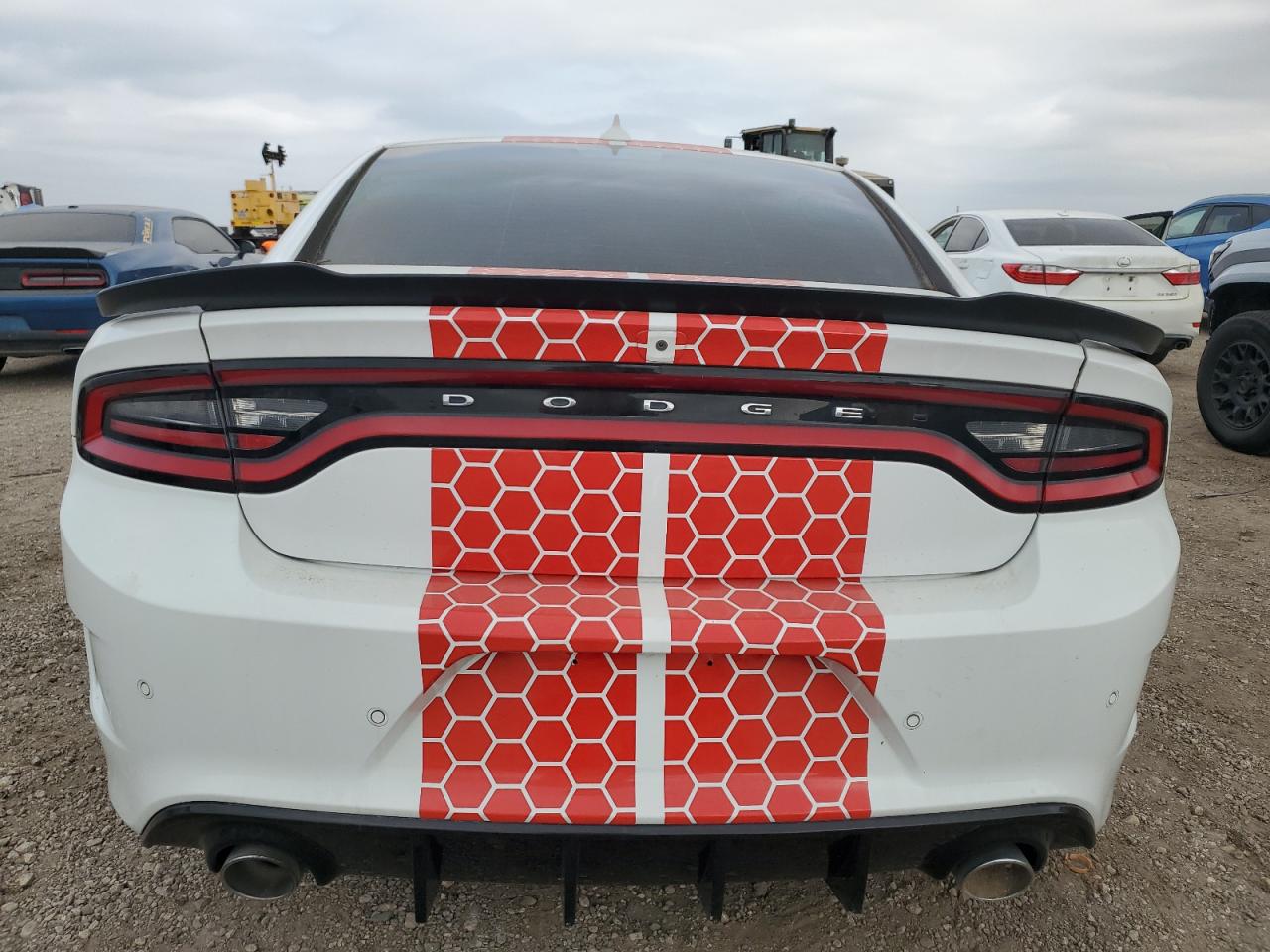 2019 Dodge Charger VIN 2C3CDXCT2KH737154 Copart auction photo, side / front end damage thumbnail 6