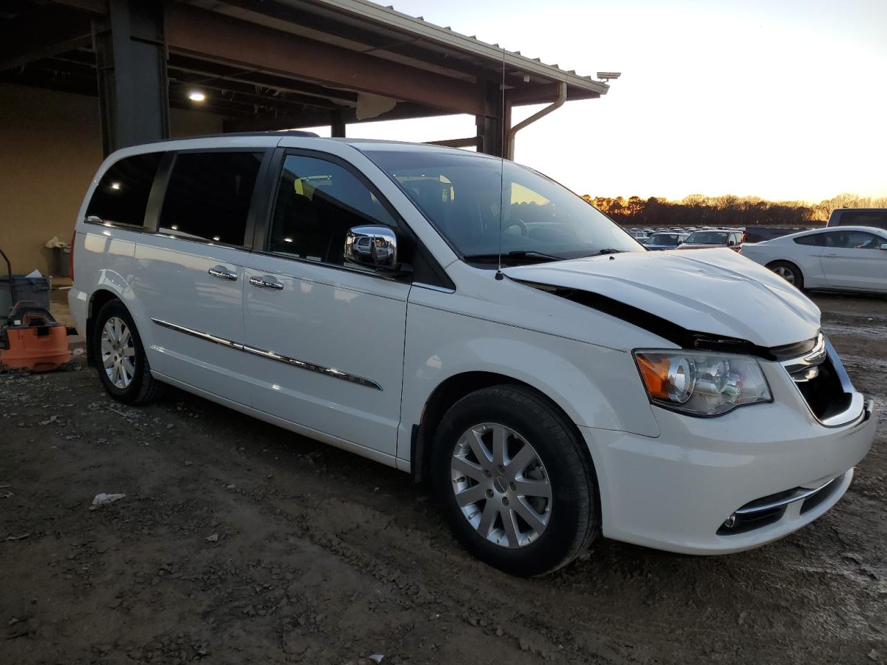 2012 Chrysler Town & Country VIN 2C4RC1CGXCR175928 Copart auction photo, front end damage thumbnail 4