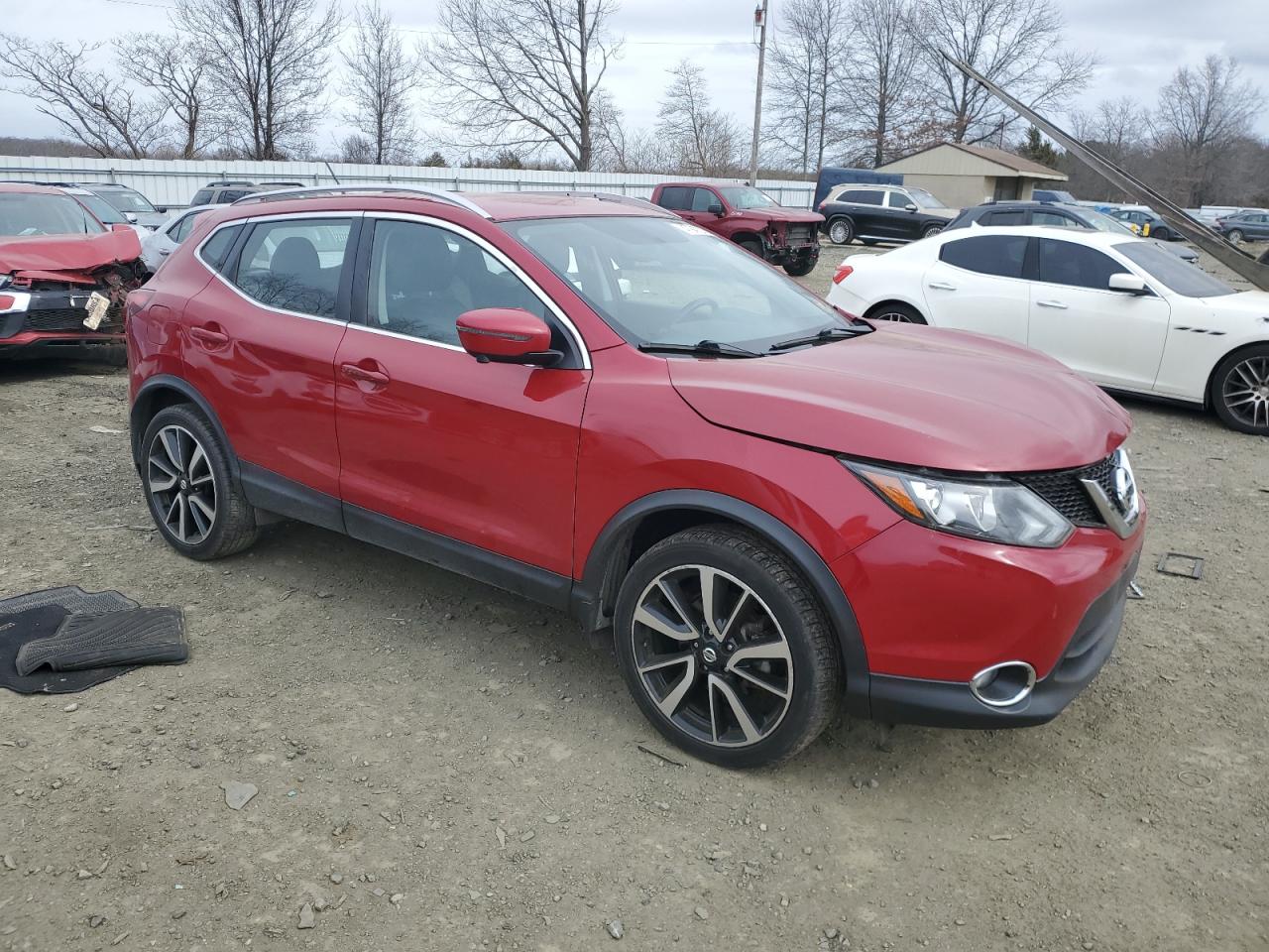 2017 Nissan Rogue VIN JN1BJ1CRXHW128795 Copart auction photo, front end damage thumbnail 4