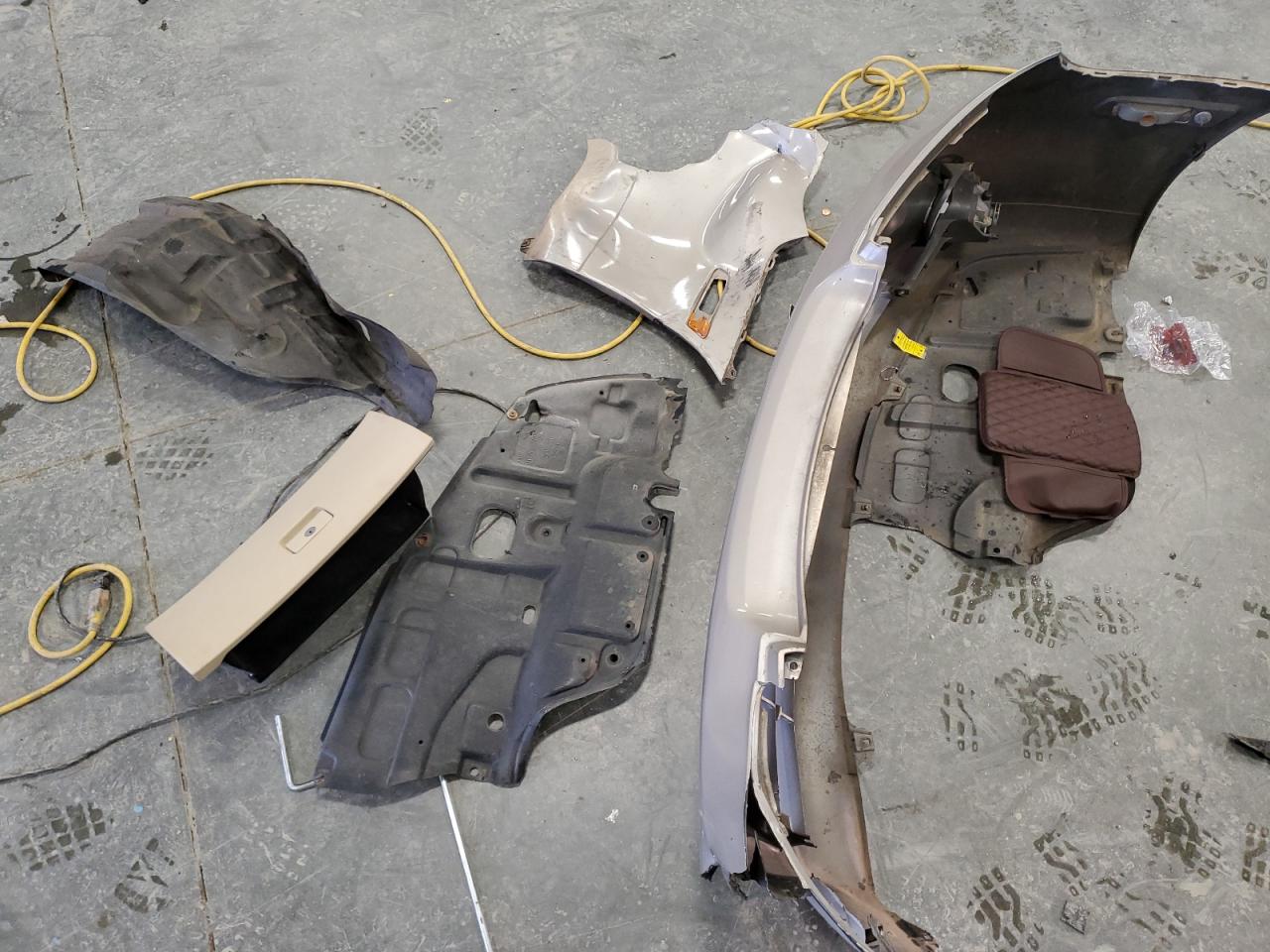 2006 Lexus ES VIN JTHBA30G565149566 Copart auction photo, front end damage thumbnail 12