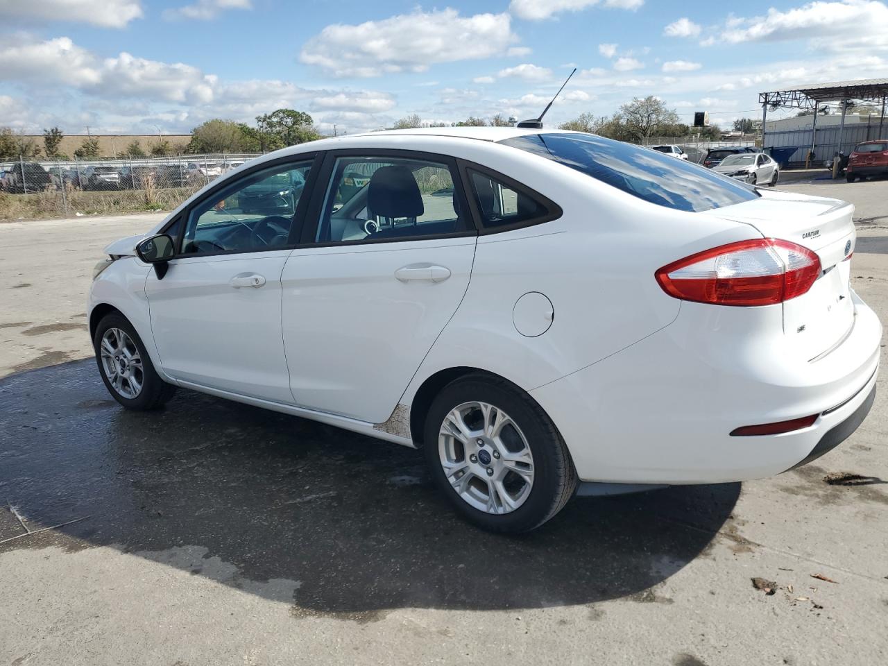 2014 Ford Fiesta VIN 3FADP4BJ2EM233270 Copart auction photo, front end / side damage thumbnail 2