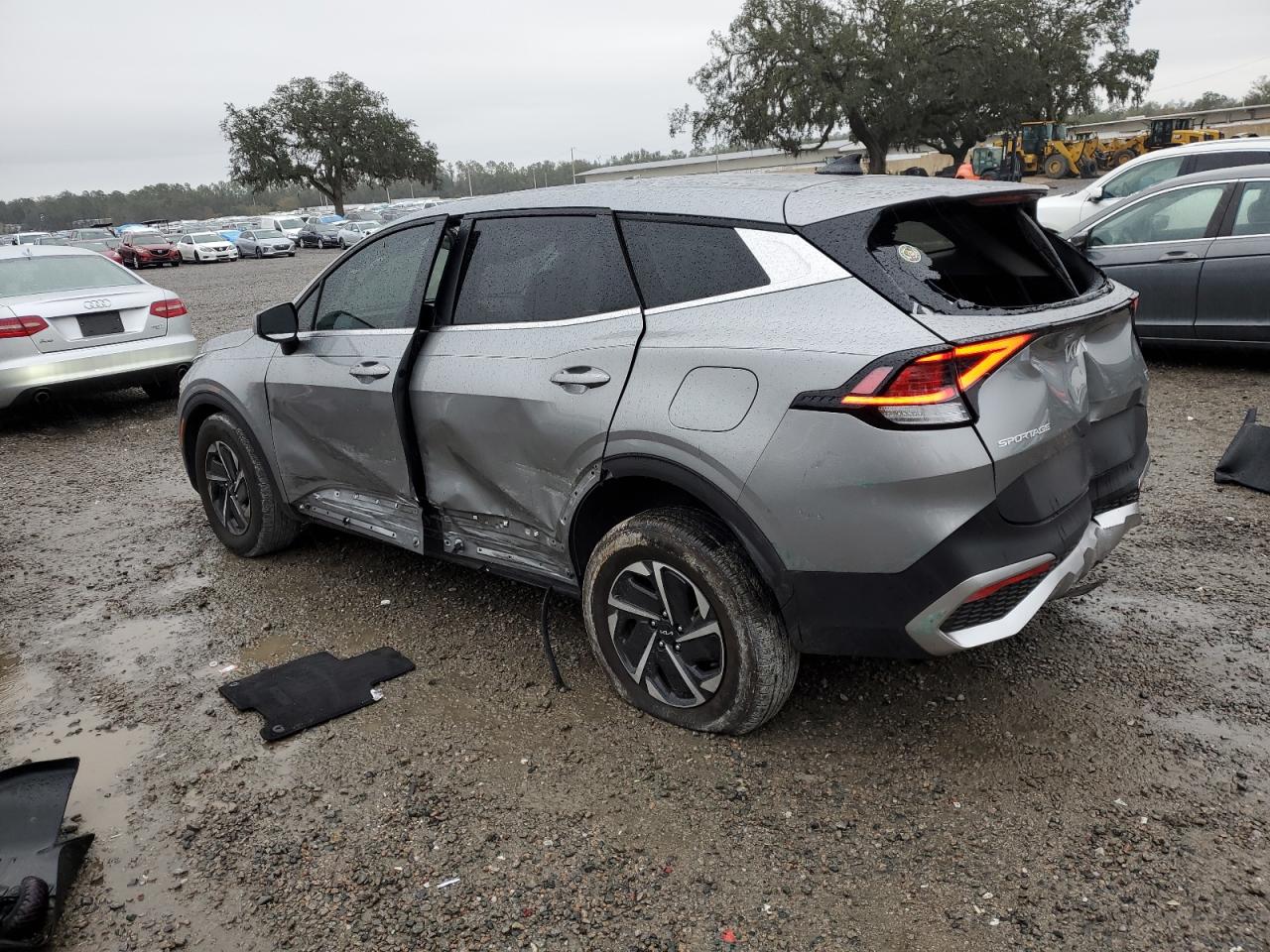 2023 KIA Sportage VIN KNDPUCAGXP7097208 Copart auction photo, side / rear end damage thumbnail 2