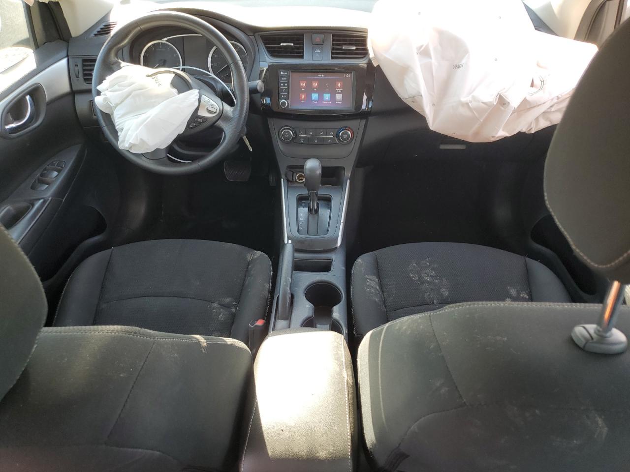2019 Nissan Sentra VIN 3N1AB7AP1KY420350 Copart auction photo, front end damage thumbnail 8