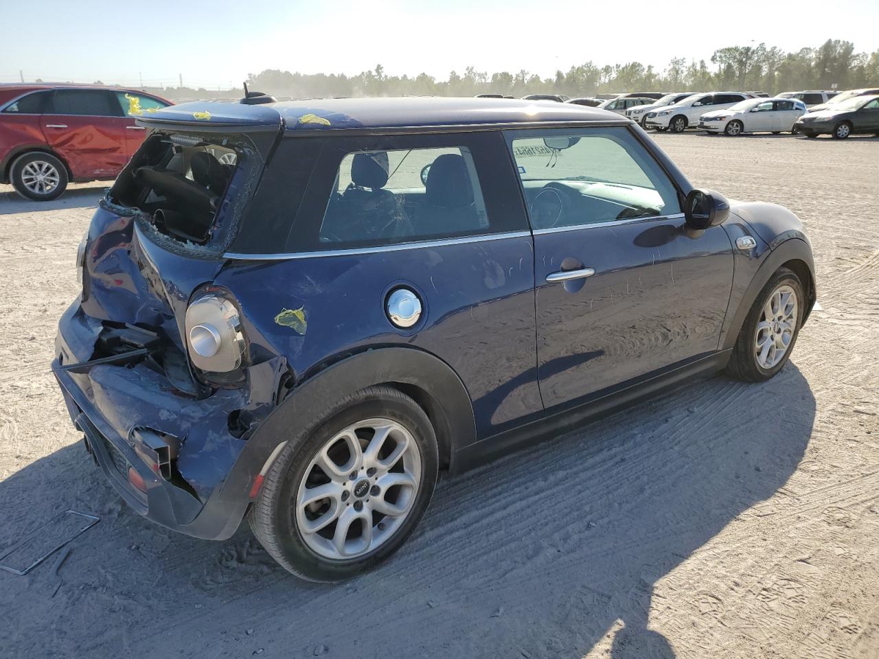2015 MINI Cooper VIN WMWXP7C52F2A38885 Copart auction photo, rear end damage thumbnail 3